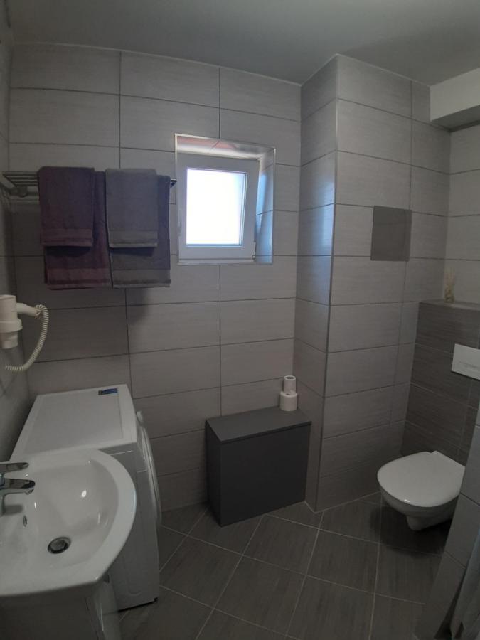 Profi Kecó Apartman Balatonalmádi Exterior foto