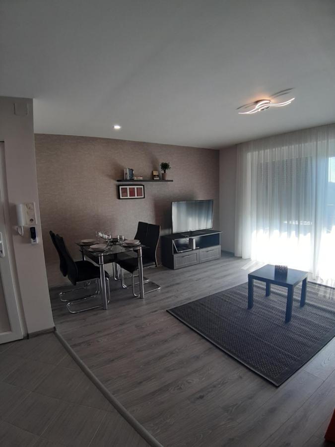 Profi Kecó Apartman Balatonalmádi Exterior foto
