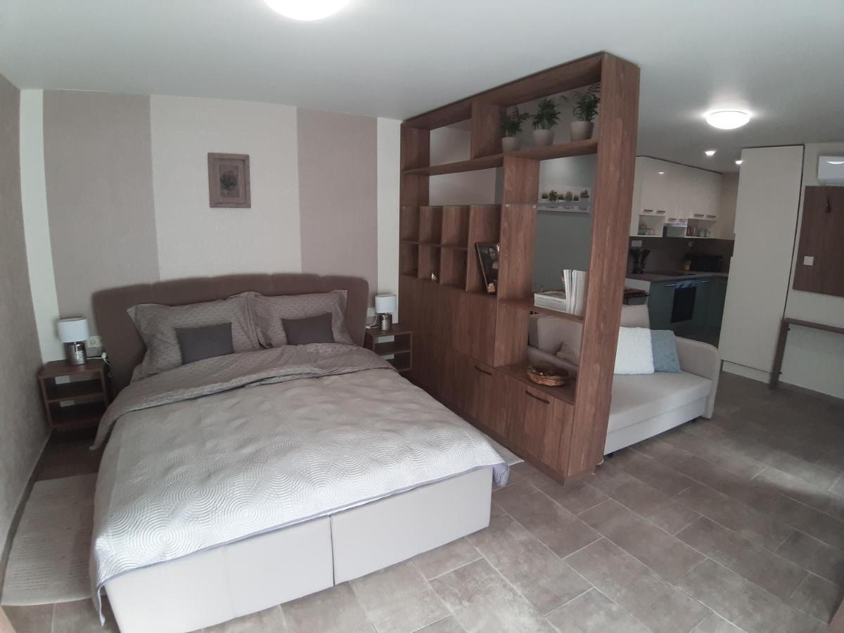 Profi Kecó Apartman Balatonalmádi Exterior foto